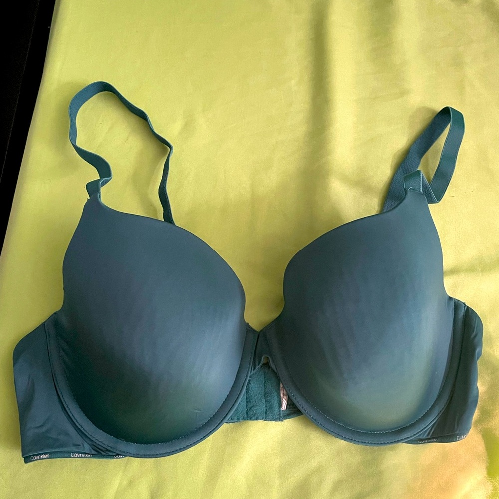 CALVIN KLEIN BRA